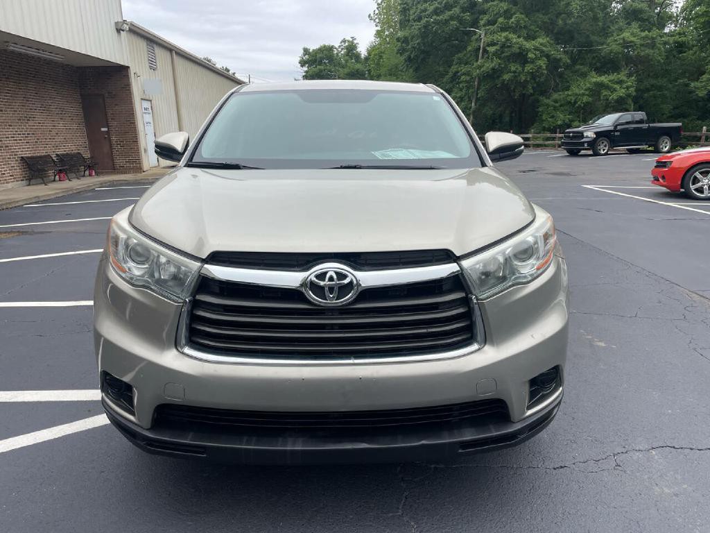 2016 Toyota Highlander Image 3
