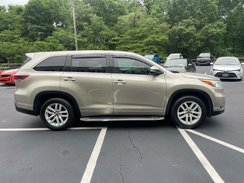 2016 Toyota Highlander Image 5
