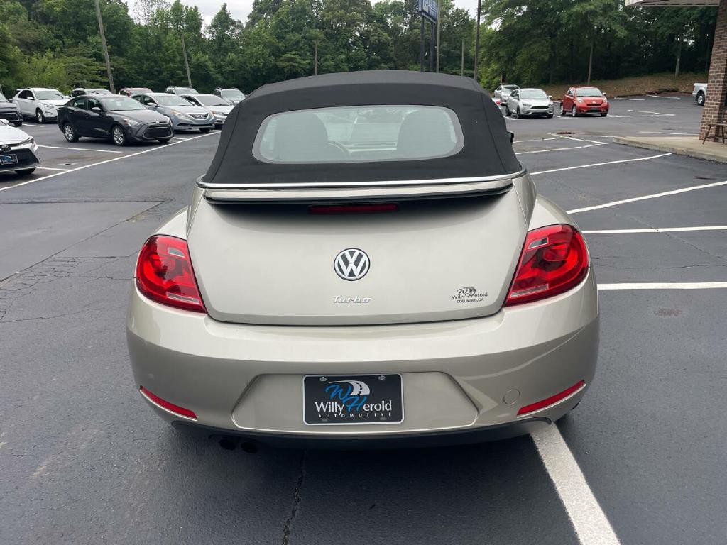 2016 Volkswagen Beetle Image 7