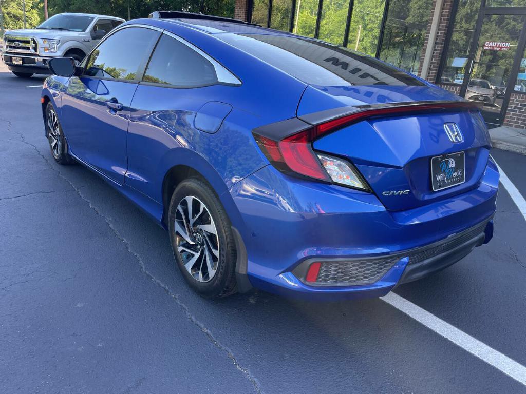 2017 Honda Civic Image 8