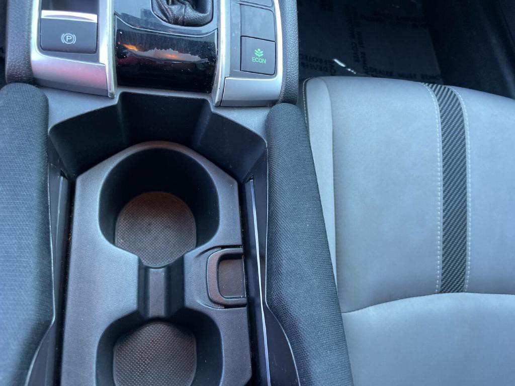 2017 Honda Civic Image 18