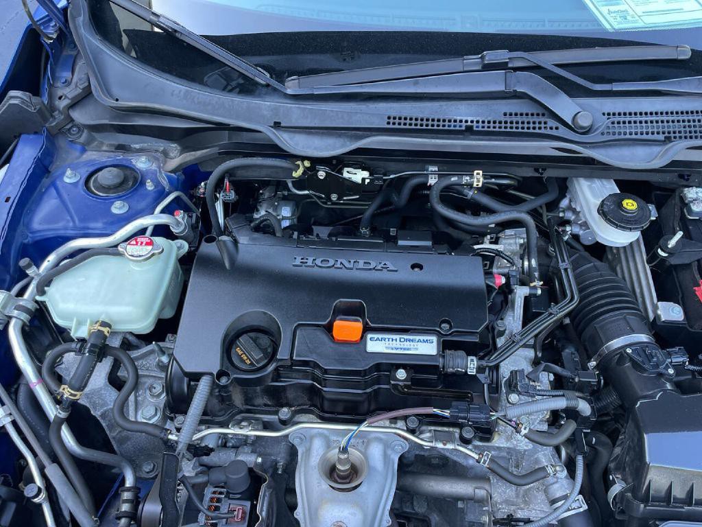 2017 Honda Civic Image 32