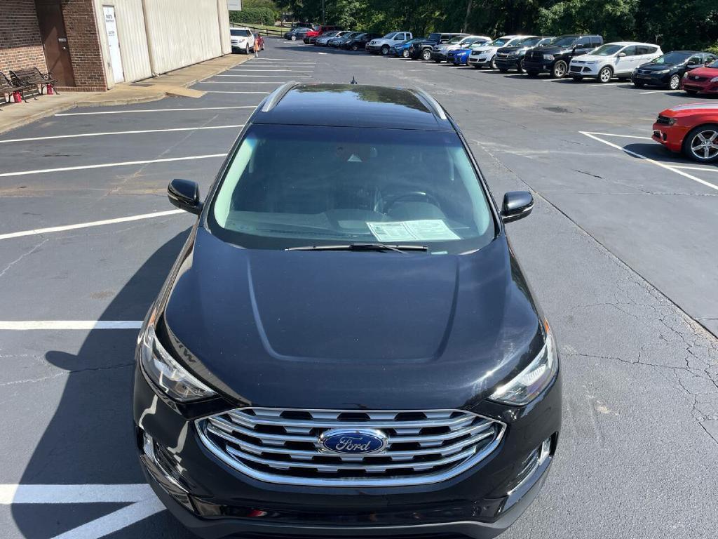 2019 Ford Edge Image 9