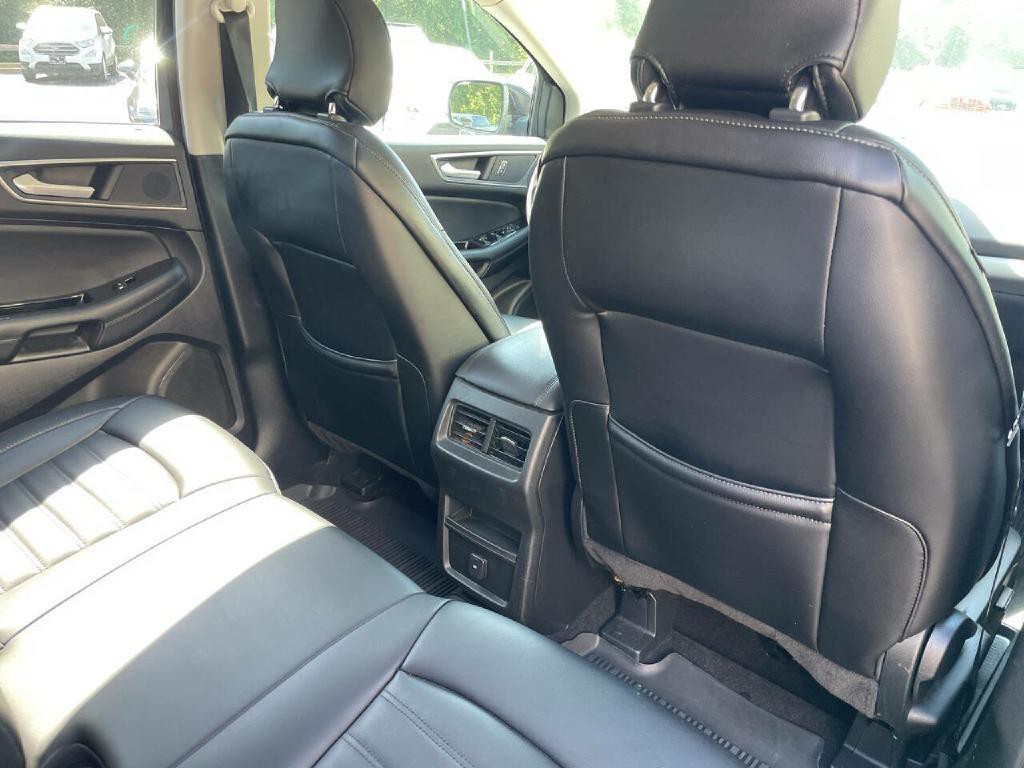 2019 Ford Edge Image 28