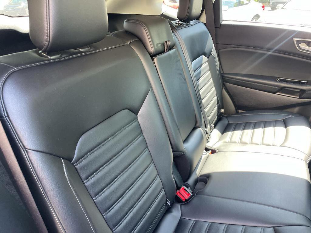 2019 Ford Edge Image 29
