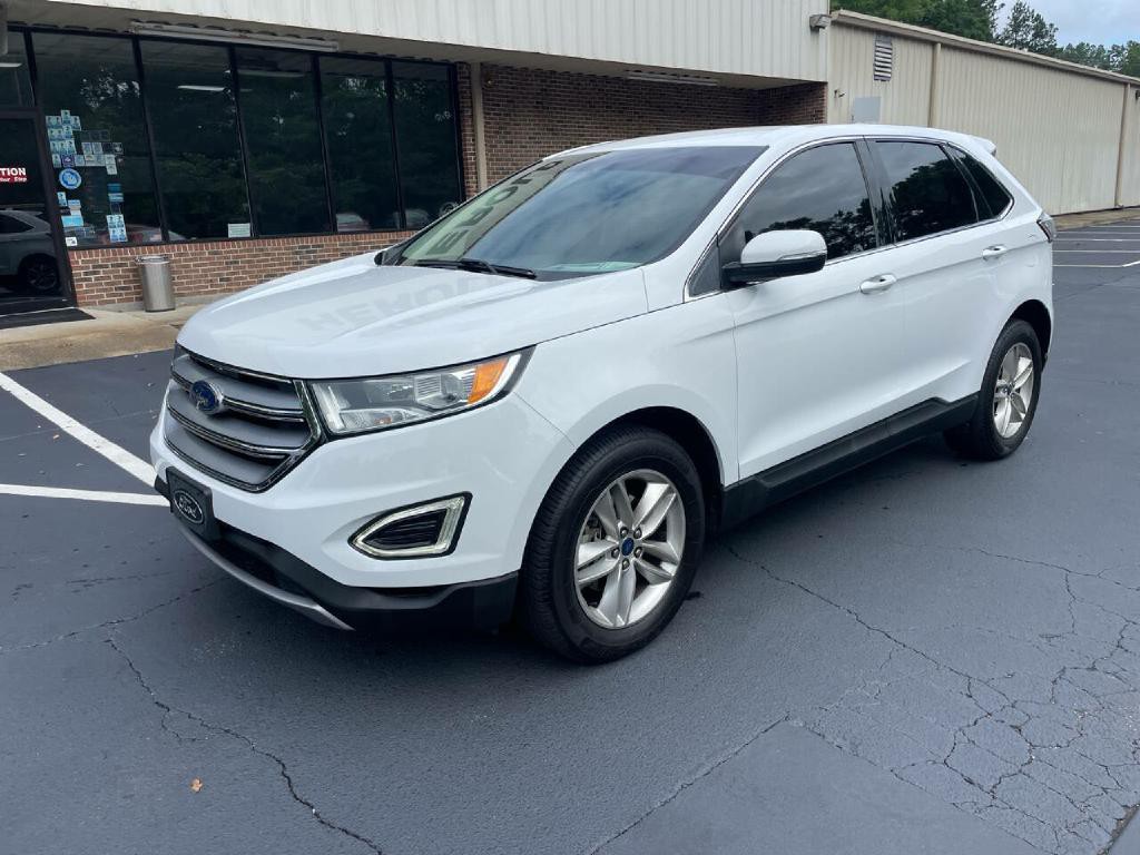 2017 Ford Edge Image 2