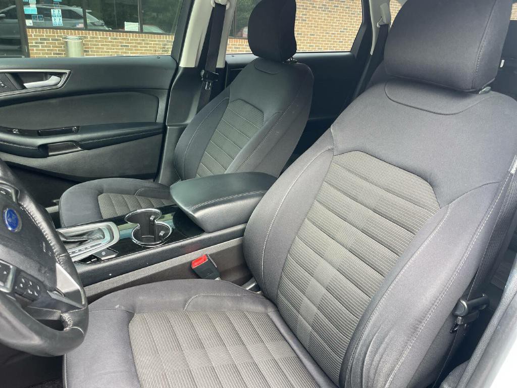2017 Ford Edge Image 13