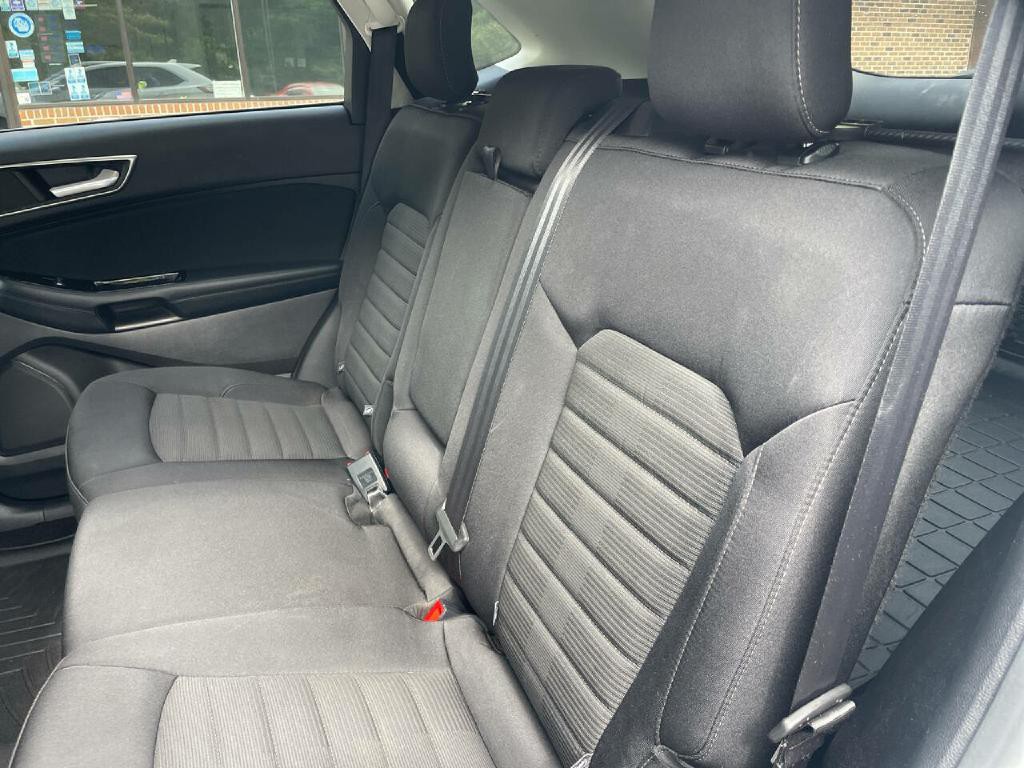 2017 Ford Edge Image 23