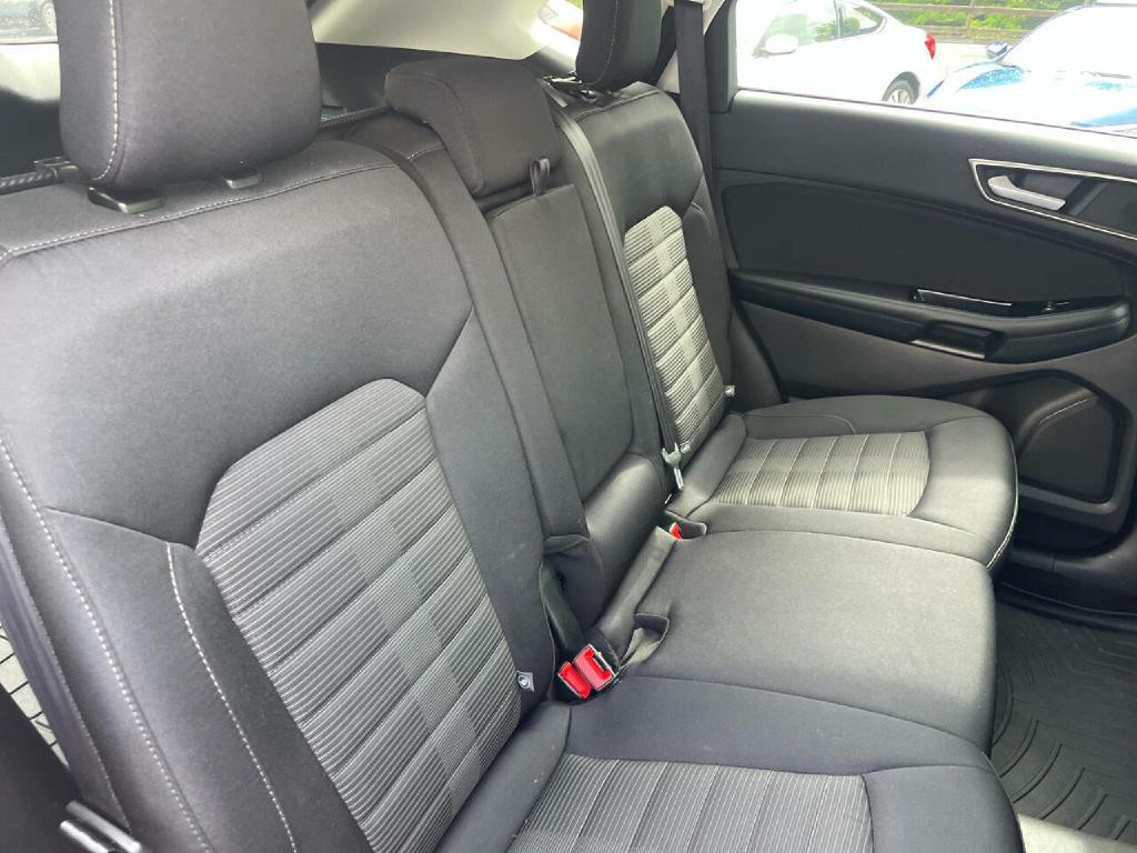 2017 Ford Edge Image 25