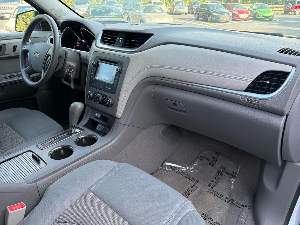 2017 Chevrolet Traverse Image 27