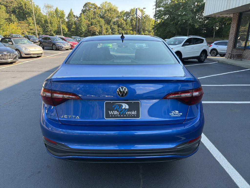 2024 Volkswagen Jetta Image 7