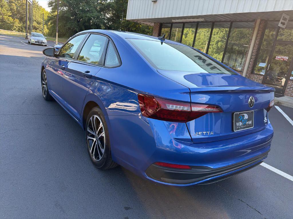 2024 Volkswagen Jetta Image 8