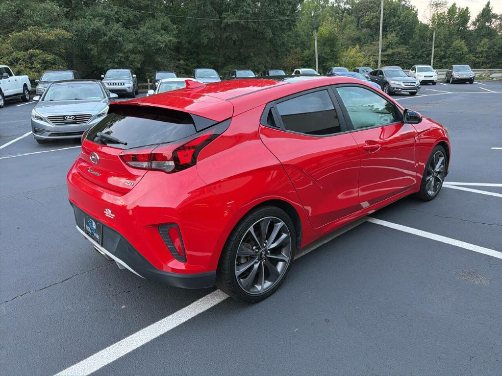 2020 Hyundai Veloster Image 6