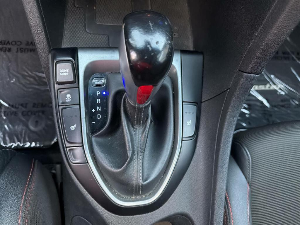 2020 Hyundai Veloster Image 19