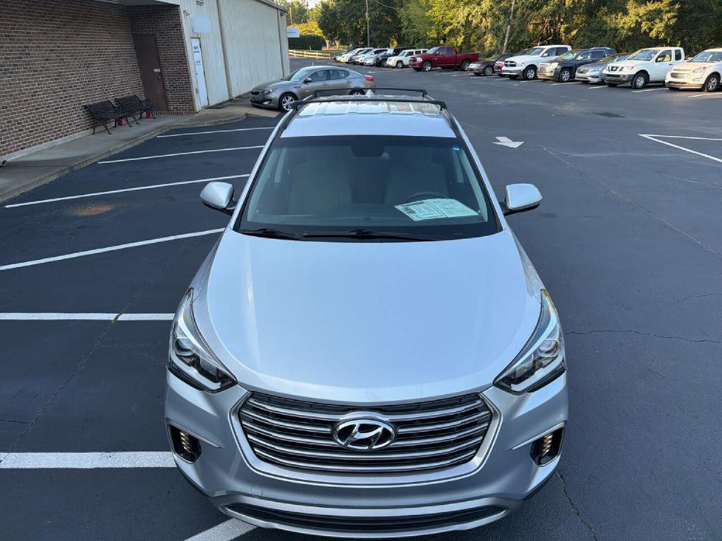 2017 Hyundai Santa Fe Image 8