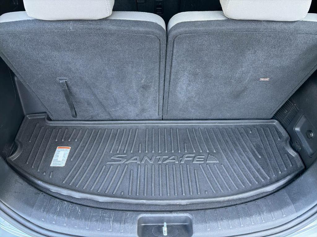 2017 Hyundai Santa Fe Image 30