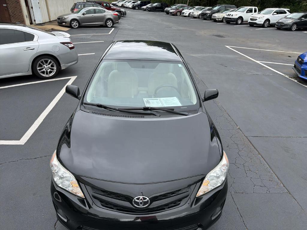 2013 Toyota Corolla Image 10