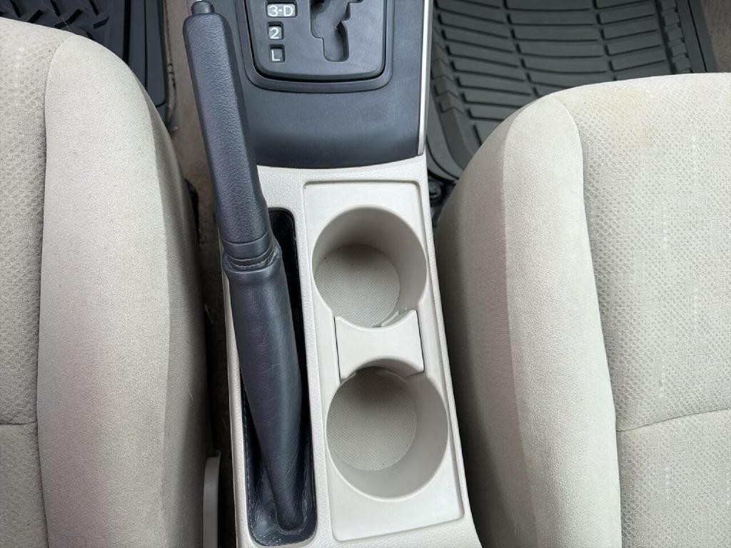 2013 Toyota Corolla Image 17