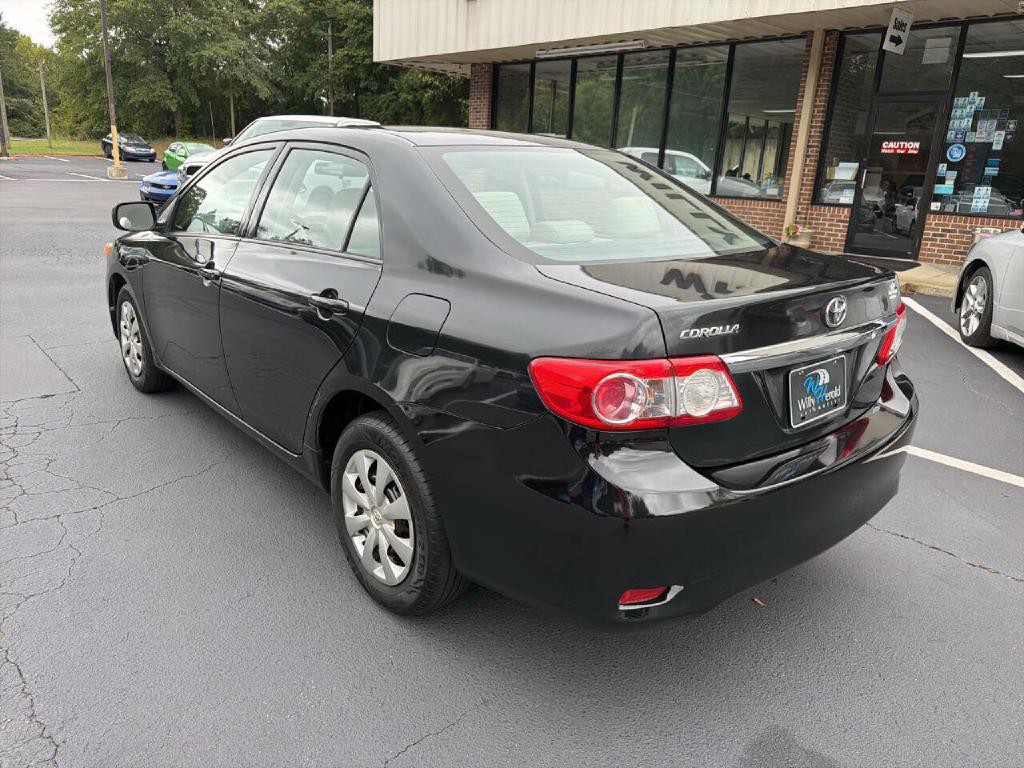 2013 Toyota Corolla Image 36