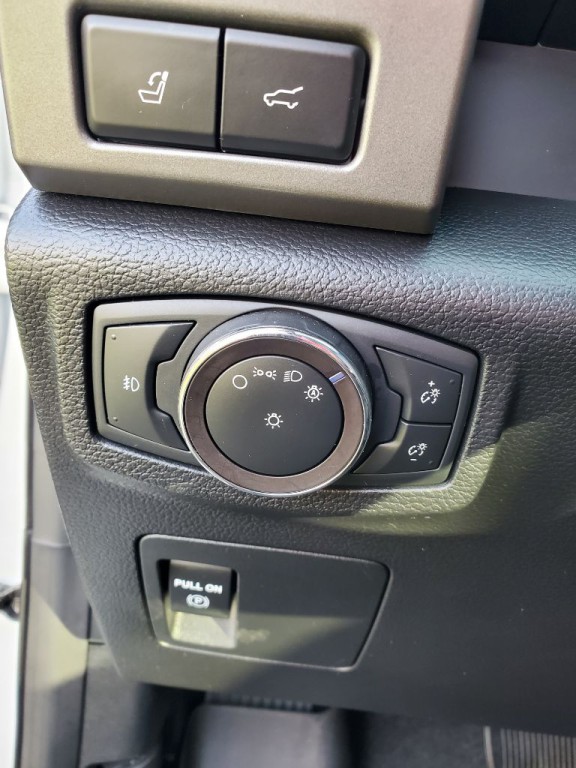 2020 Ford Expedition Image 36