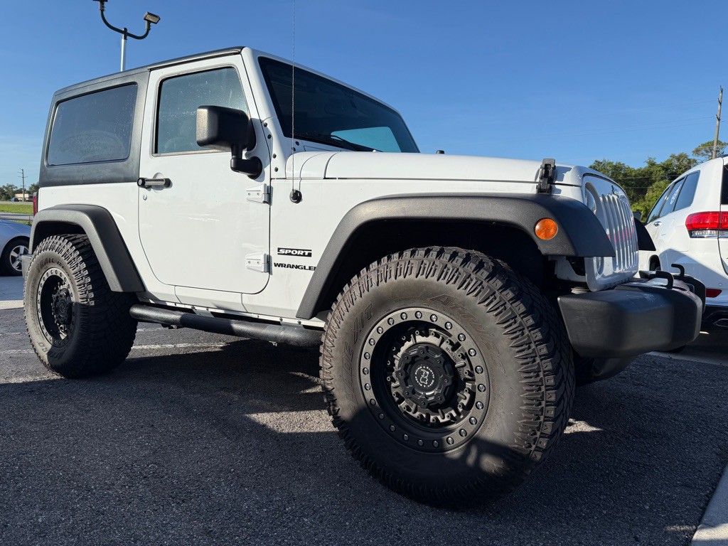 2017 Jeep Wrangler Image 18