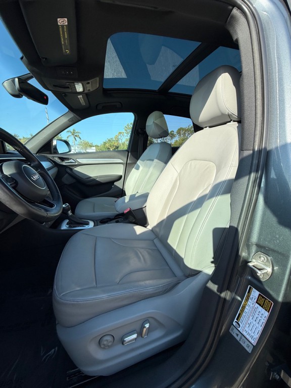 2016 Audi Q3 Image 10