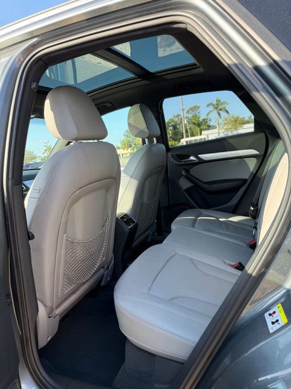 2016 Audi Q3 Image 13