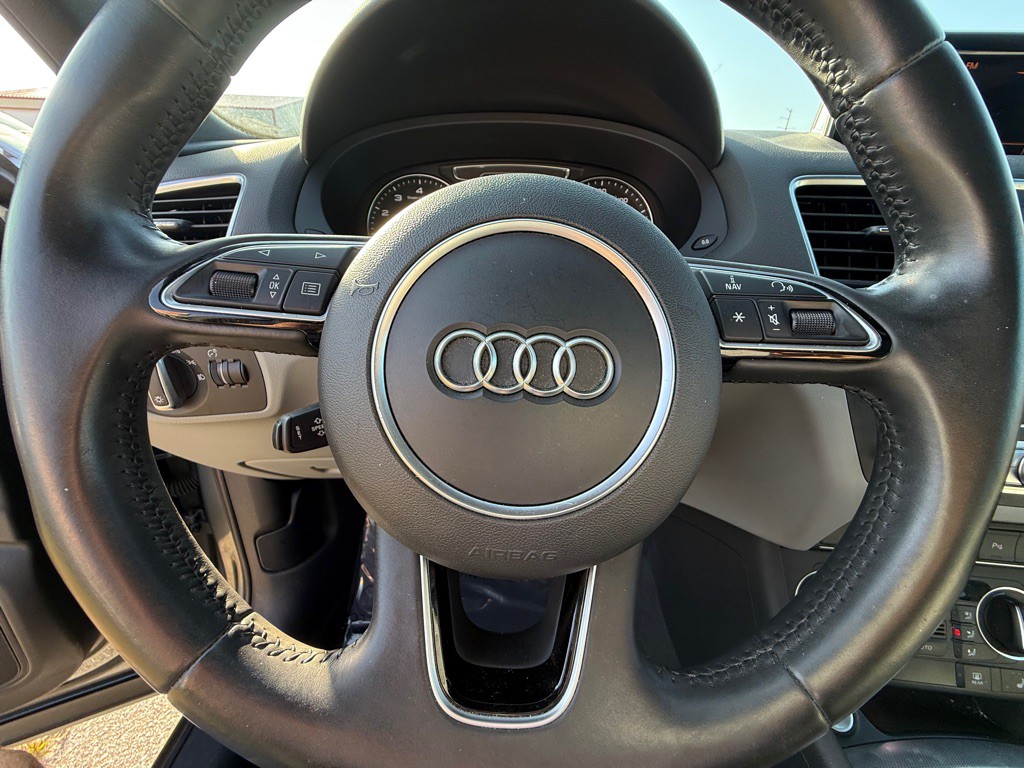 2016 Audi Q3 Image 21