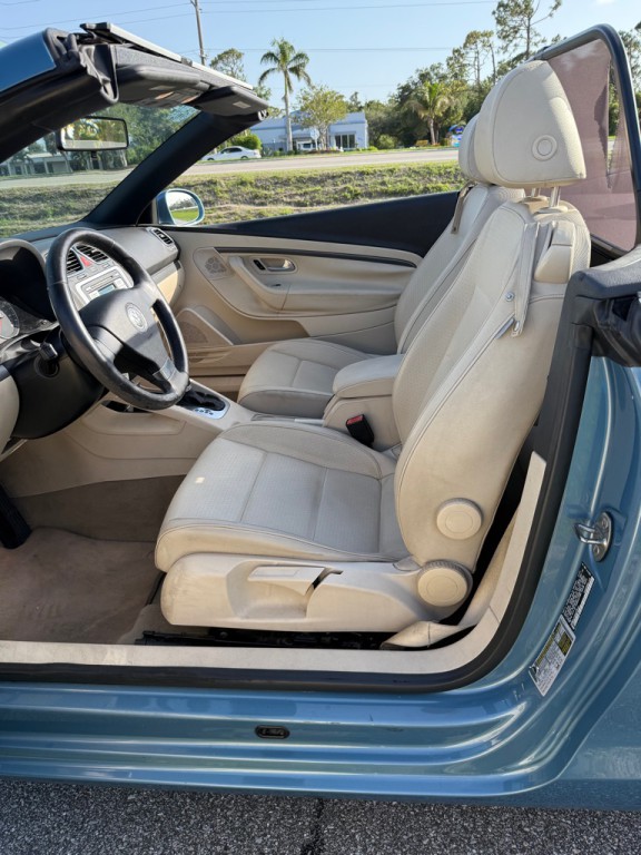 2008 Volkswagen Eos Image 9