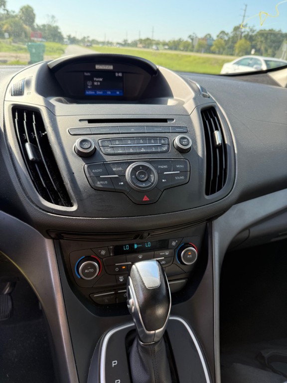 2017 Ford C-Max Image 16