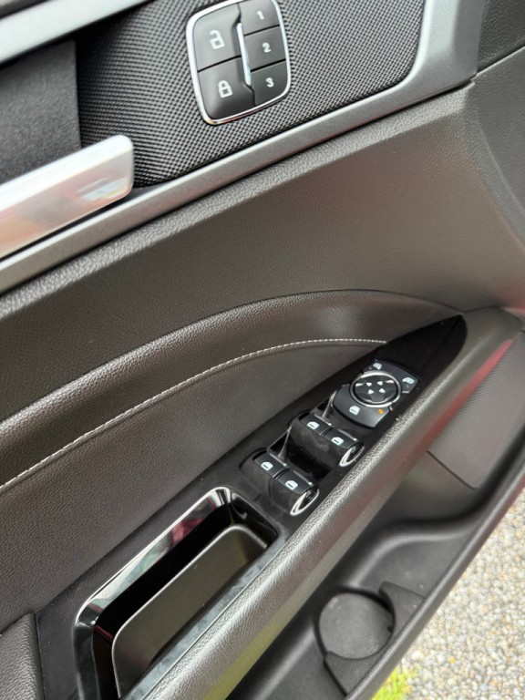 2013 Ford Fusion Image 12