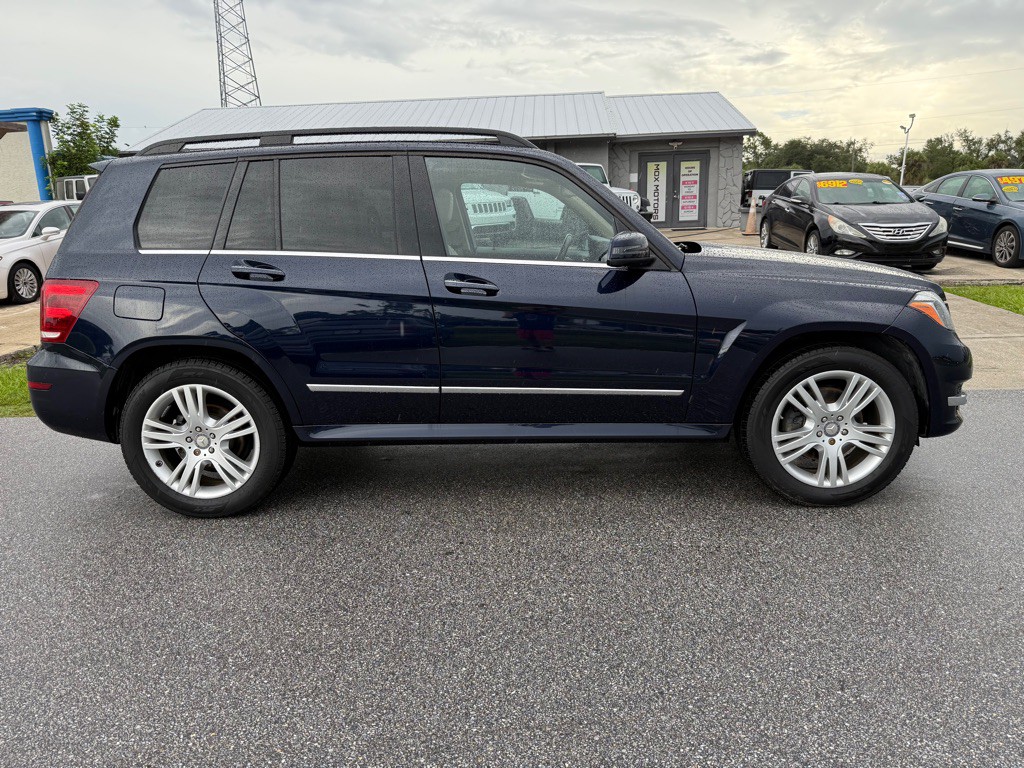 2015 Mercedes-Benz GLK-Class Image 2