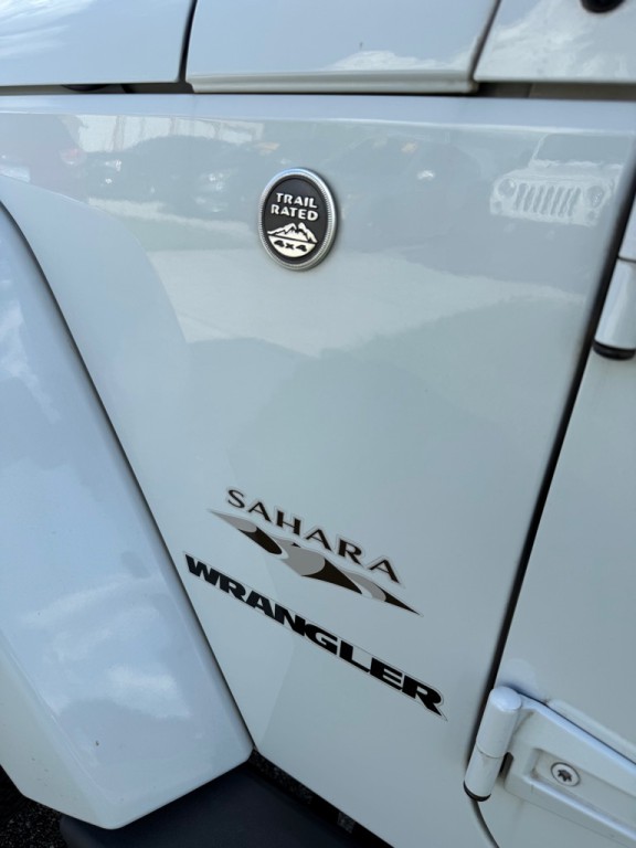 2016 Jeep Wrangler Image 9