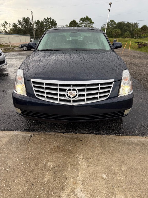 2008 Cadillac DTS Image 8