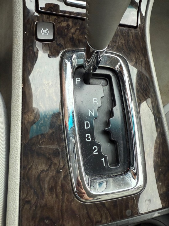 2008 Cadillac DTS Image 15