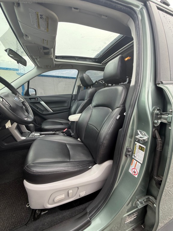 2015 Subaru Forester Image 6