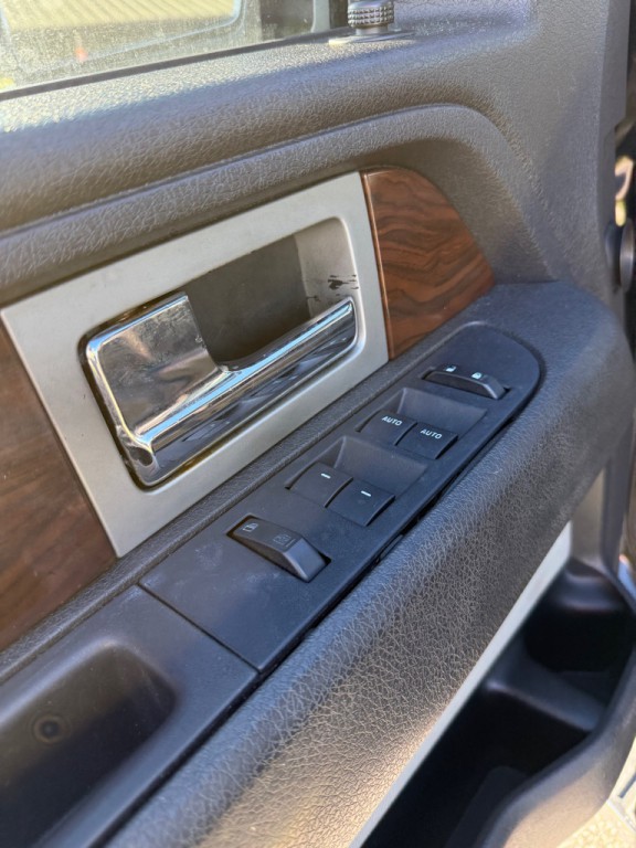 2012 Ford F-150 Image 10