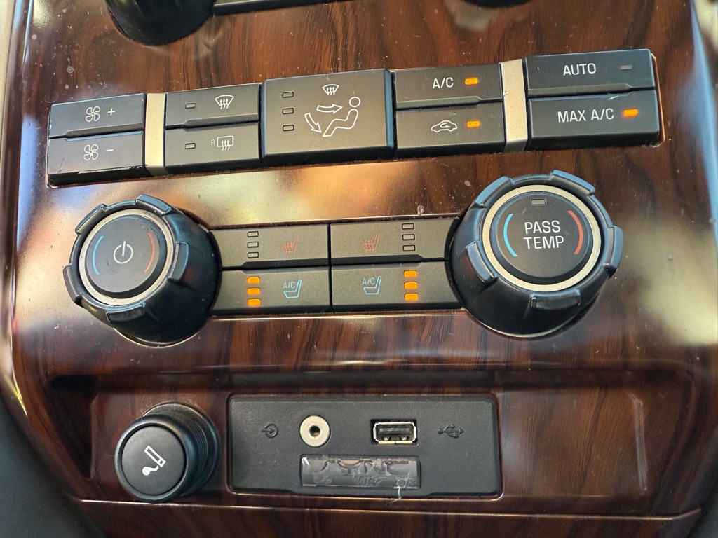 2012 Ford F-150 Image 19