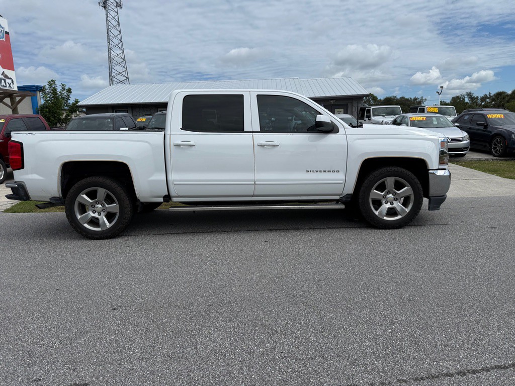 2018 Chevrolet Silverado 1500 Image 2