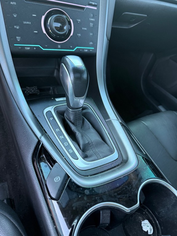 2014 Ford Fusion Image 17