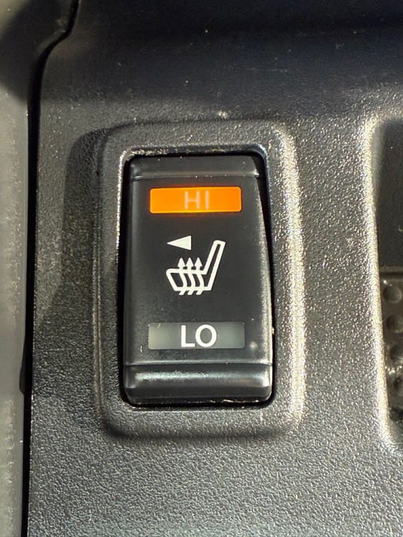 2017 Nissan Titan Image 23