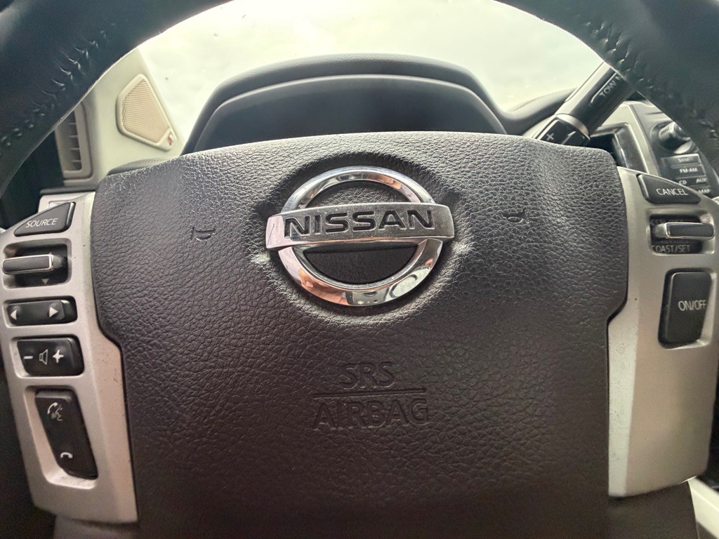 2017 Nissan Titan Image 12