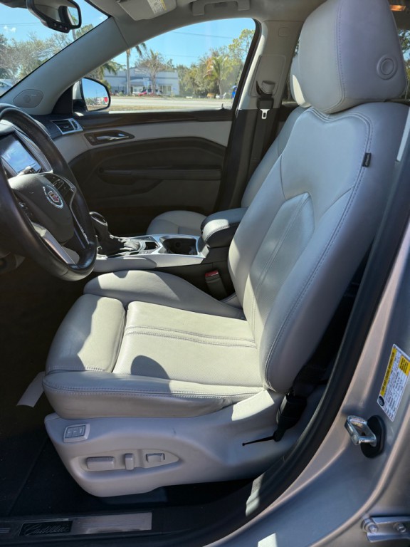 2015 Cadillac SRX Image 9
