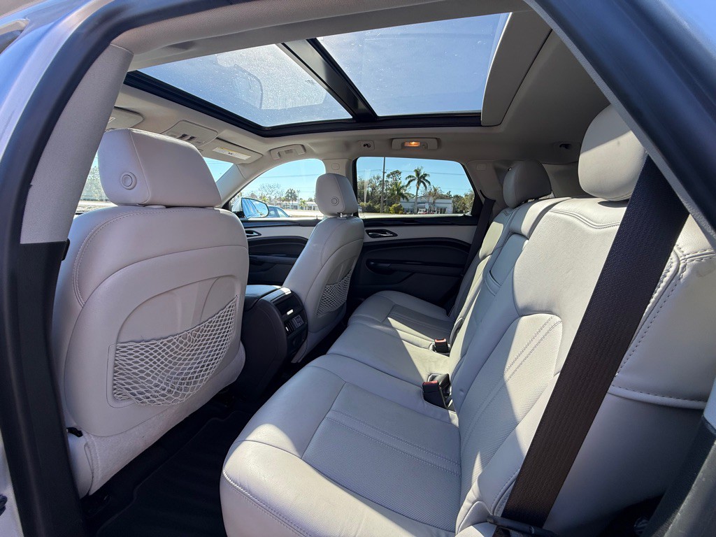 2015 Cadillac SRX Image 20