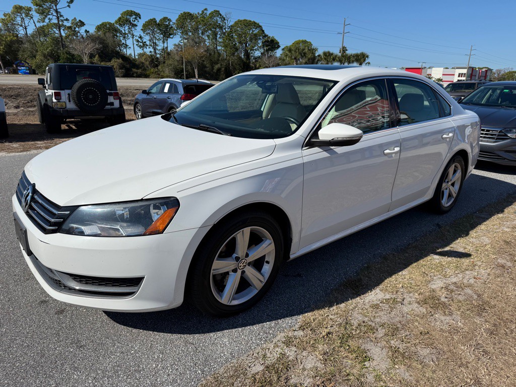 2012 Volkswagen Passat Image 7