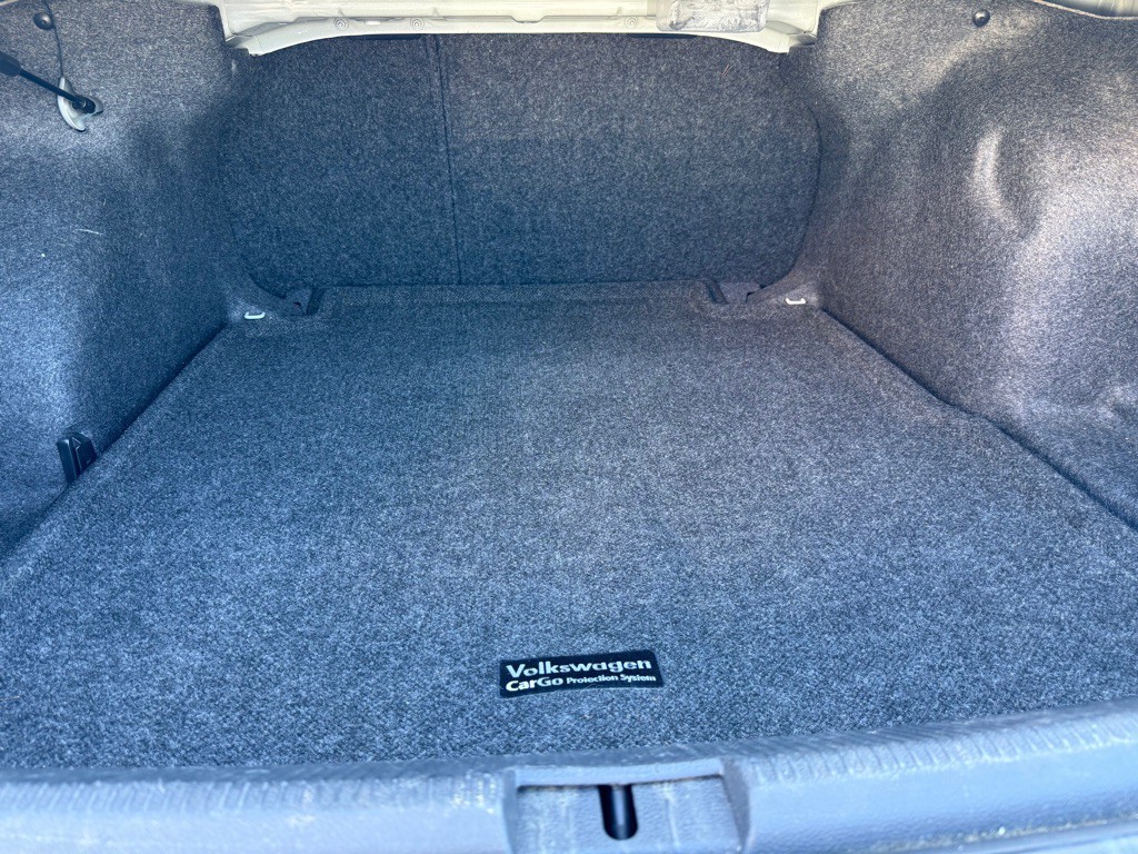 2012 Volkswagen Passat Image 14