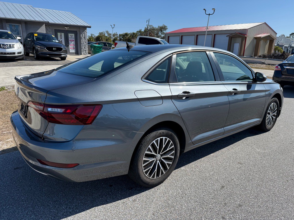 2021 Volkswagen Jetta Image 3