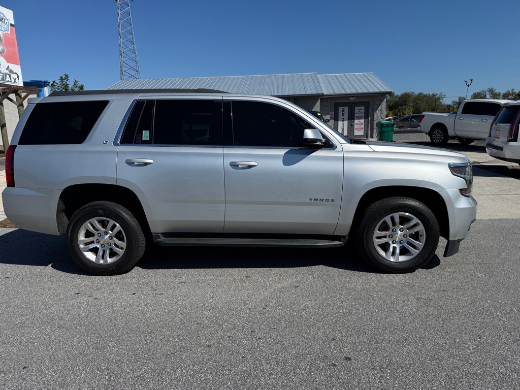2018 Chevrolet Tahoe Image 2
