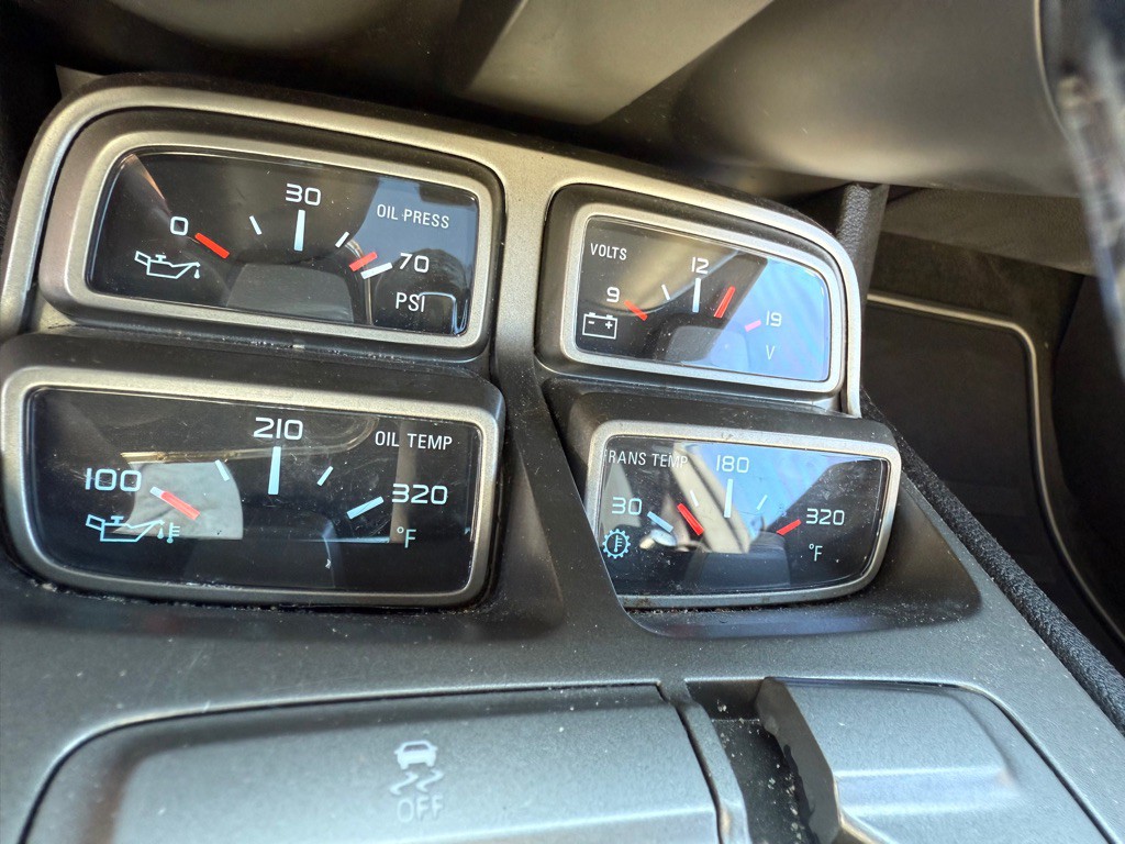 2015 Chevrolet Camaro Image 16