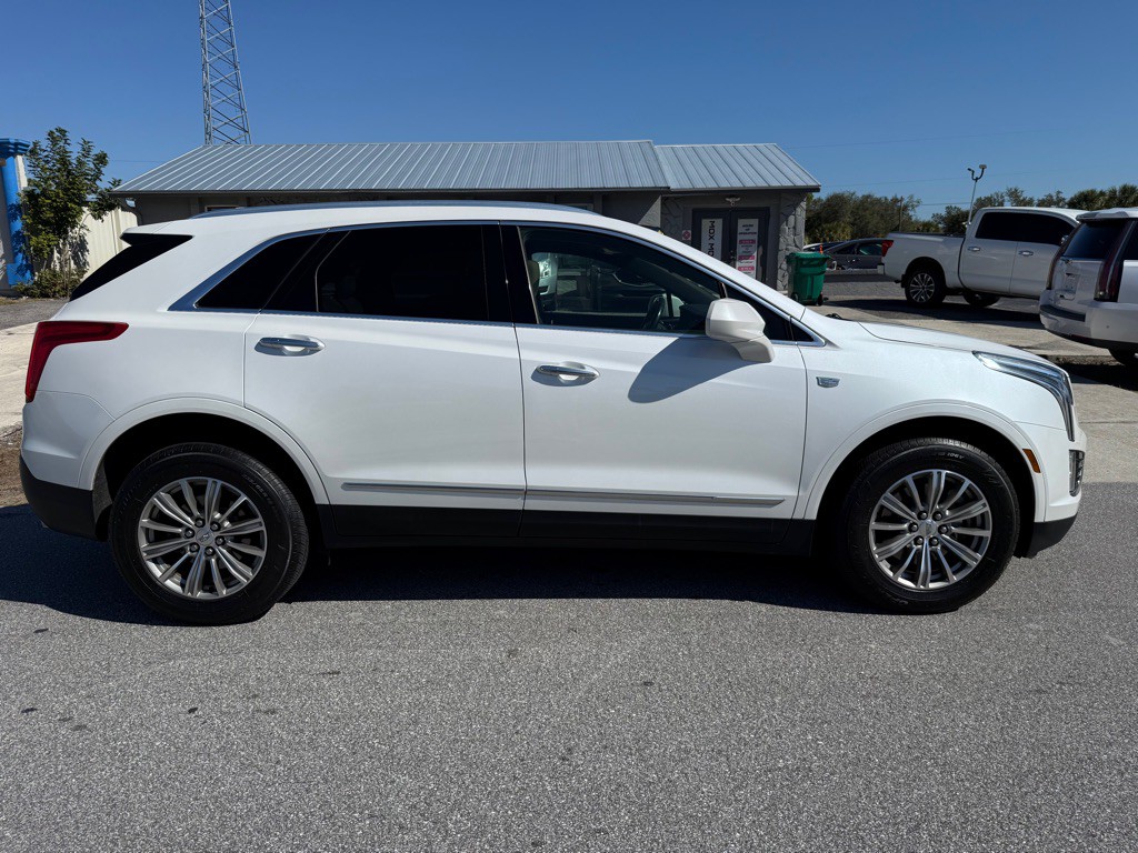 2019 Cadillac XT5 Image 2